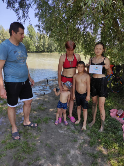 Родительский патруль на воде.